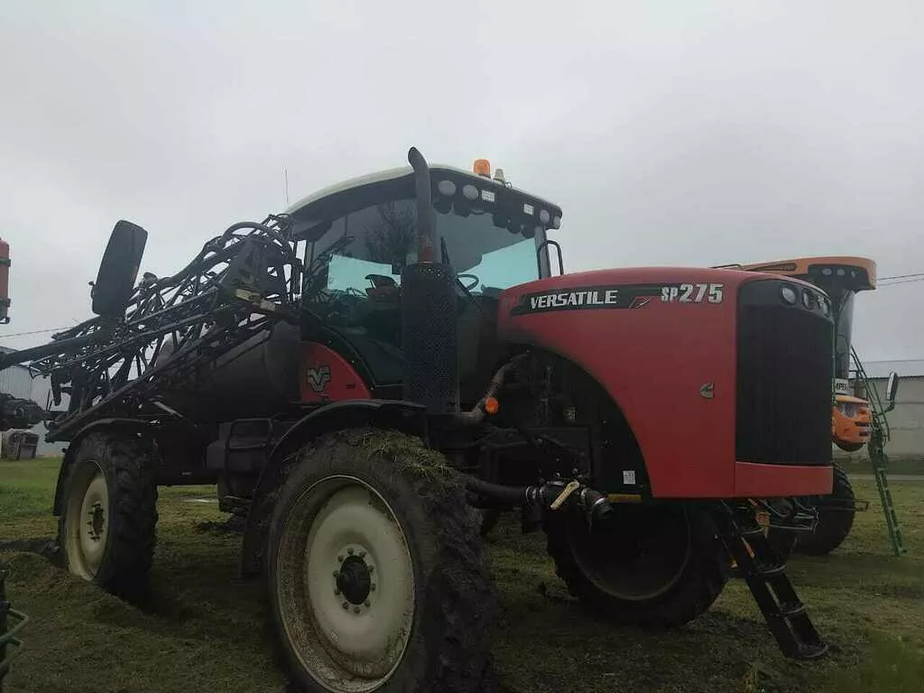 фотография продукта Опрыскиватель самоходный versatile sp275
